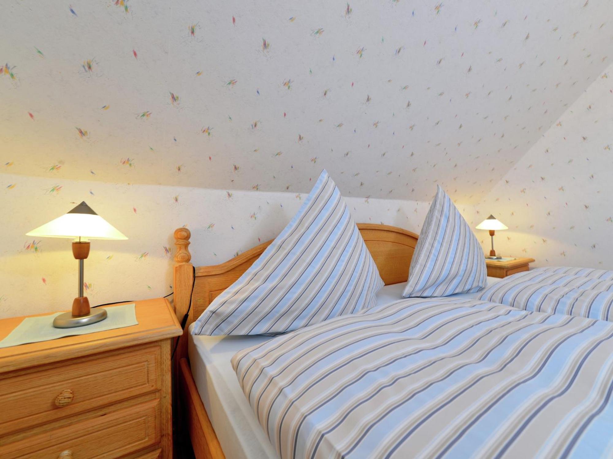 Apartment With Garden In Eimelrod Willingen  Bagian luar foto