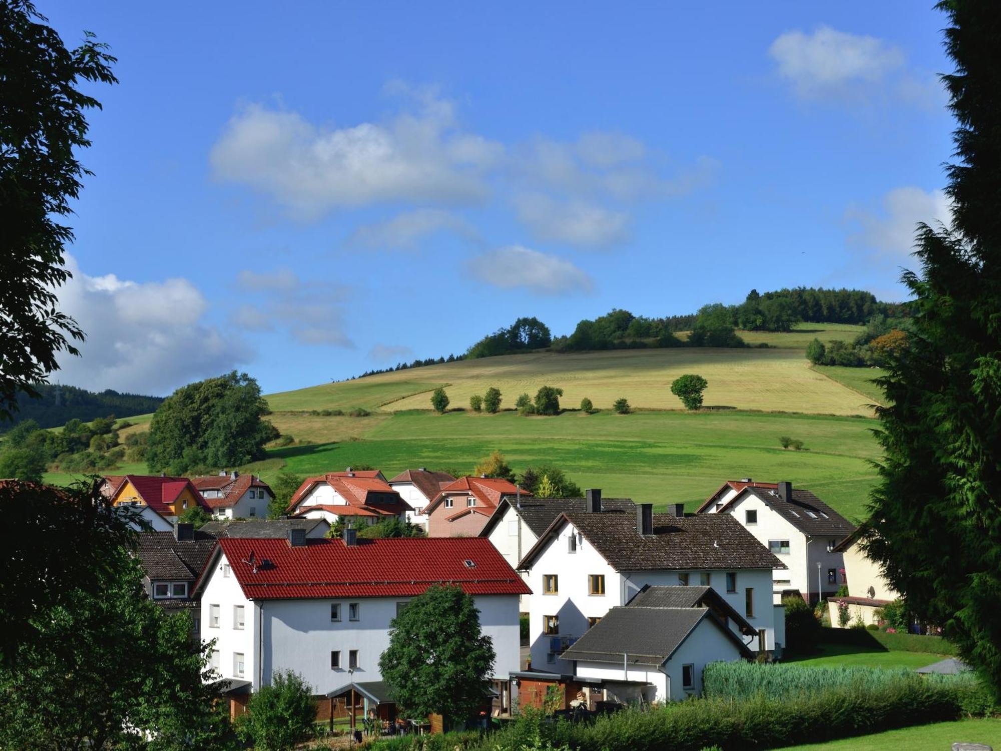 Apartment With Garden In Eimelrod Willingen  Bagian luar foto